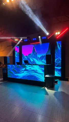 Painel de LED — registro 16 do acervo CBS Som